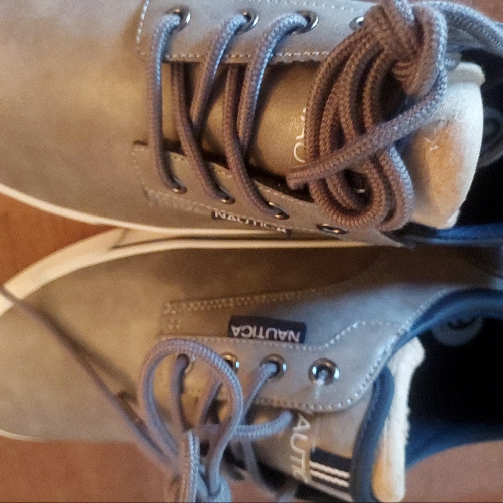 Nautica shoes 8.5 Men US